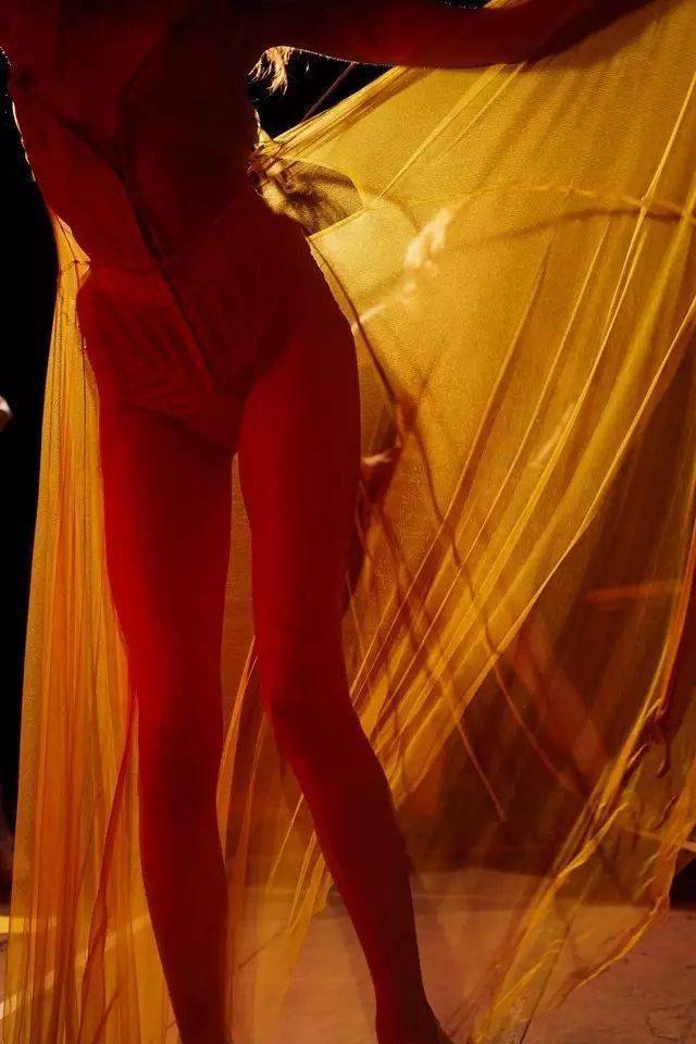 Art|来自“跨性别者”独特的穿衣方式，“我们不在乎时尚界想要什么，只想要做自己。