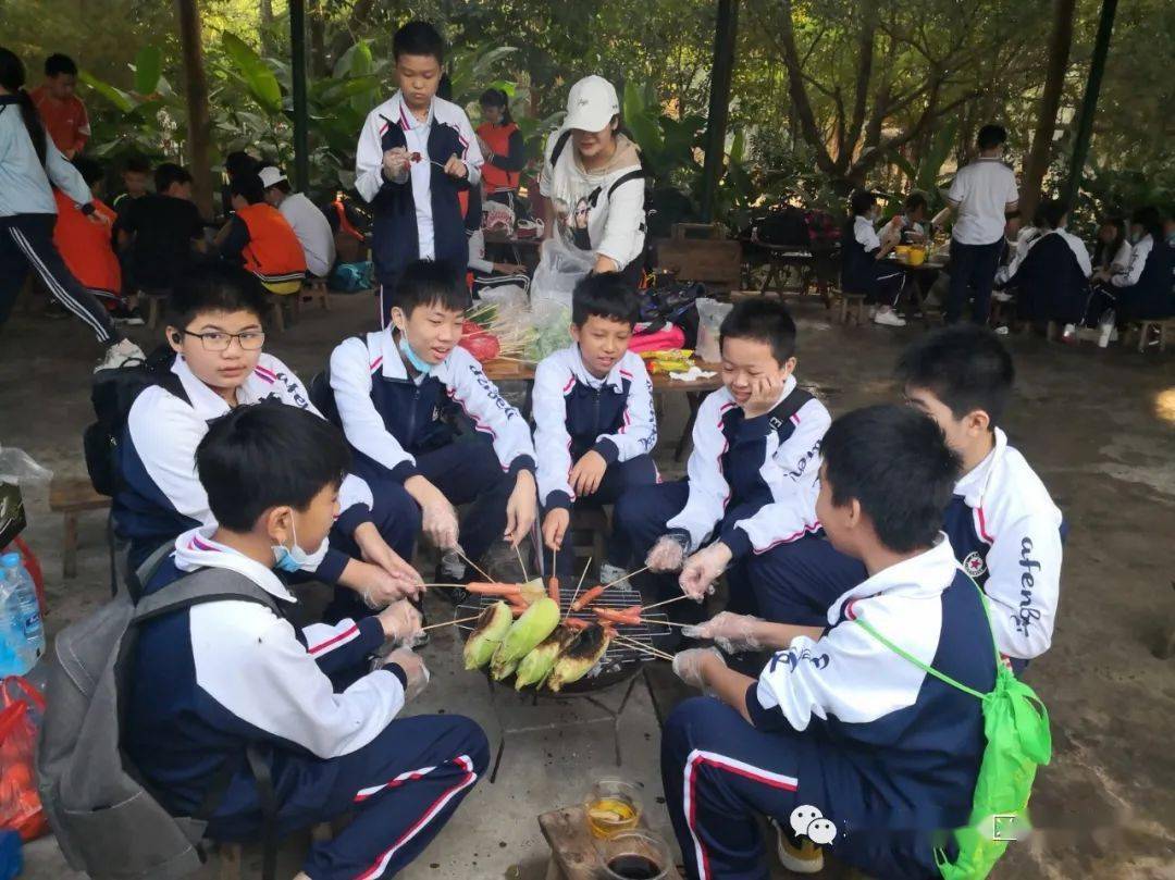 秋天之旅文明有趣北海市海城区第二小学2020年秋季学期户外秋游环保