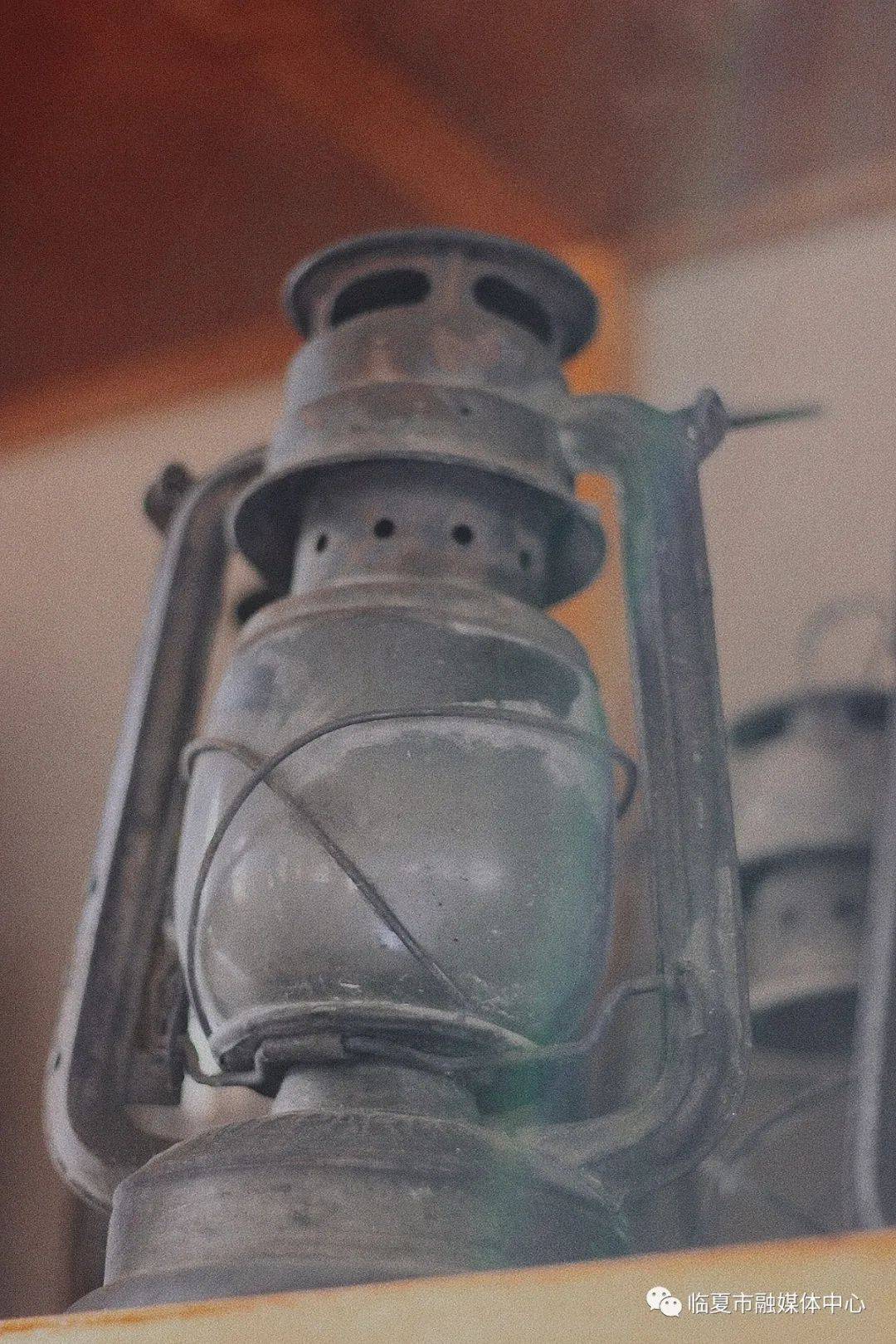 老物件视频讲解大全 27d61d8b4d324f19a0d707f92e8876e2.jpeg