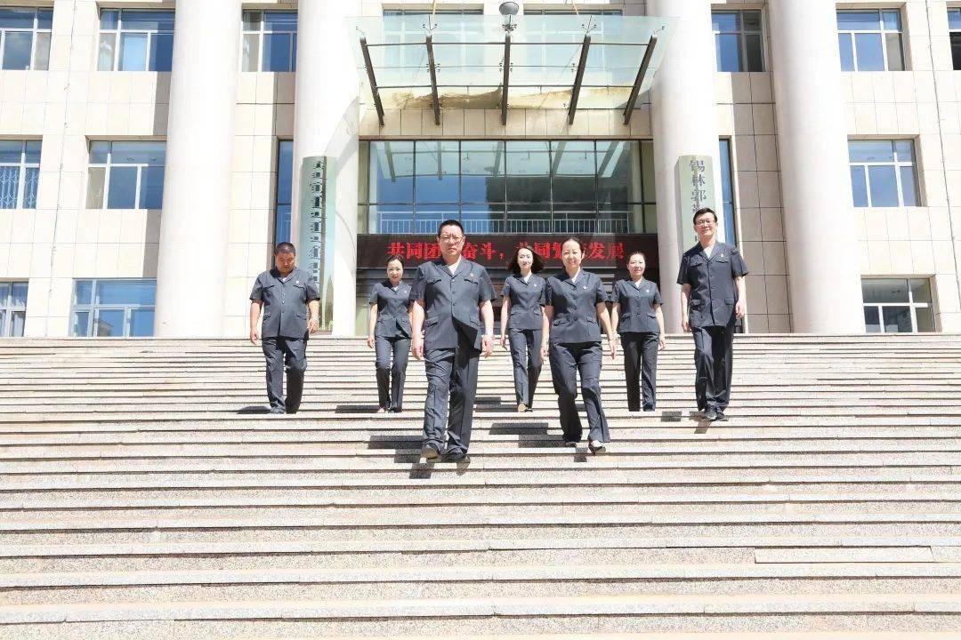 2017年,全盟第八次民族团结进步表彰大会上,锡盟中院被授予"全盟民族
