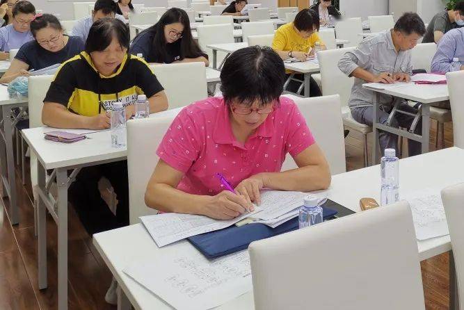 七人普出生人口_时代少年团七人图片(3)