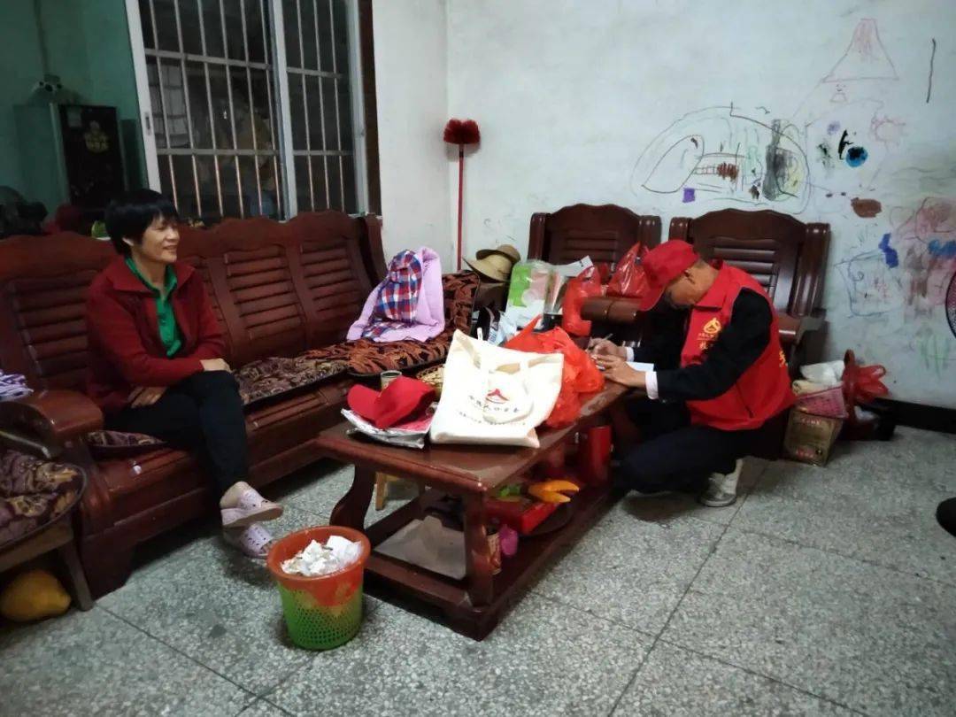 人口普查上门不在家_人口普查(3)