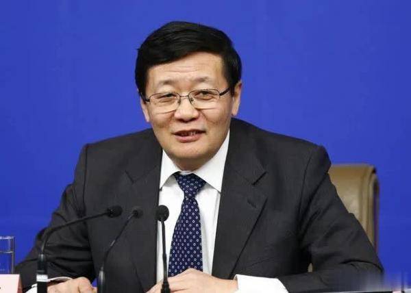 本人|楼继伟透露：中国新冠疫苗，本人已注射两剂