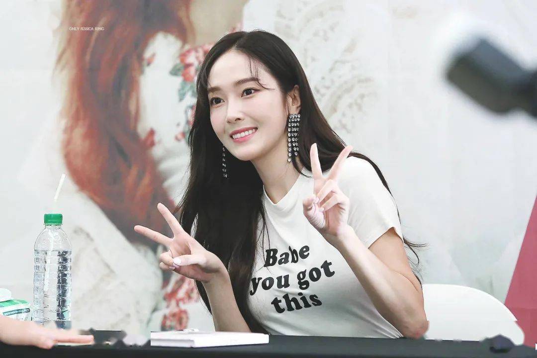 牙齿|出道前do了这里，现在的她也太惊艳了吧！