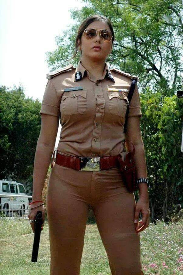 印度女兵真叫美
