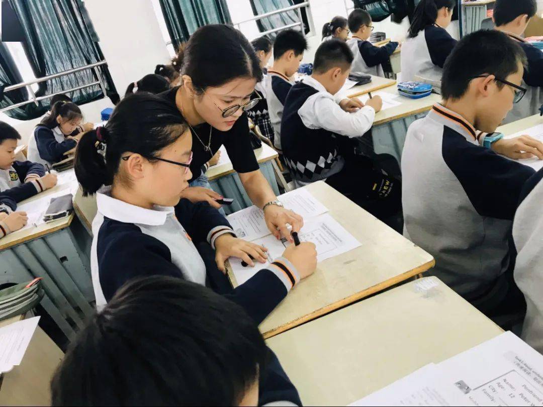 优质课英语一等奖视频小学 dbbbb75ac00f431a869acc22f22fa927.jpeg