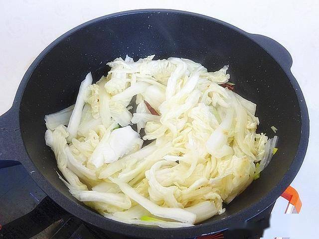 炒白菜出很多水 2d547042a15f4eefbcd574d6cef27747.jpeg