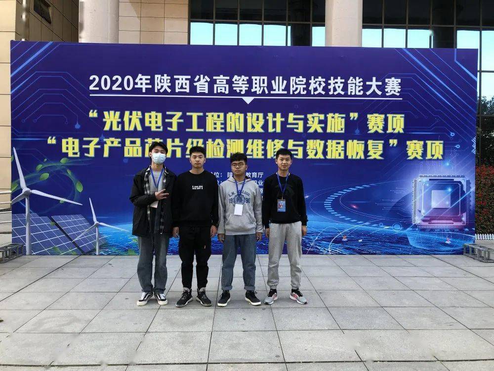ccf1d669734a4c16919f8359da1e71ca.jpeg
