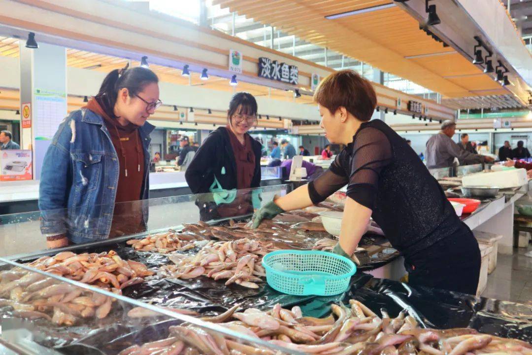 杭州湾农贸市场重装开业