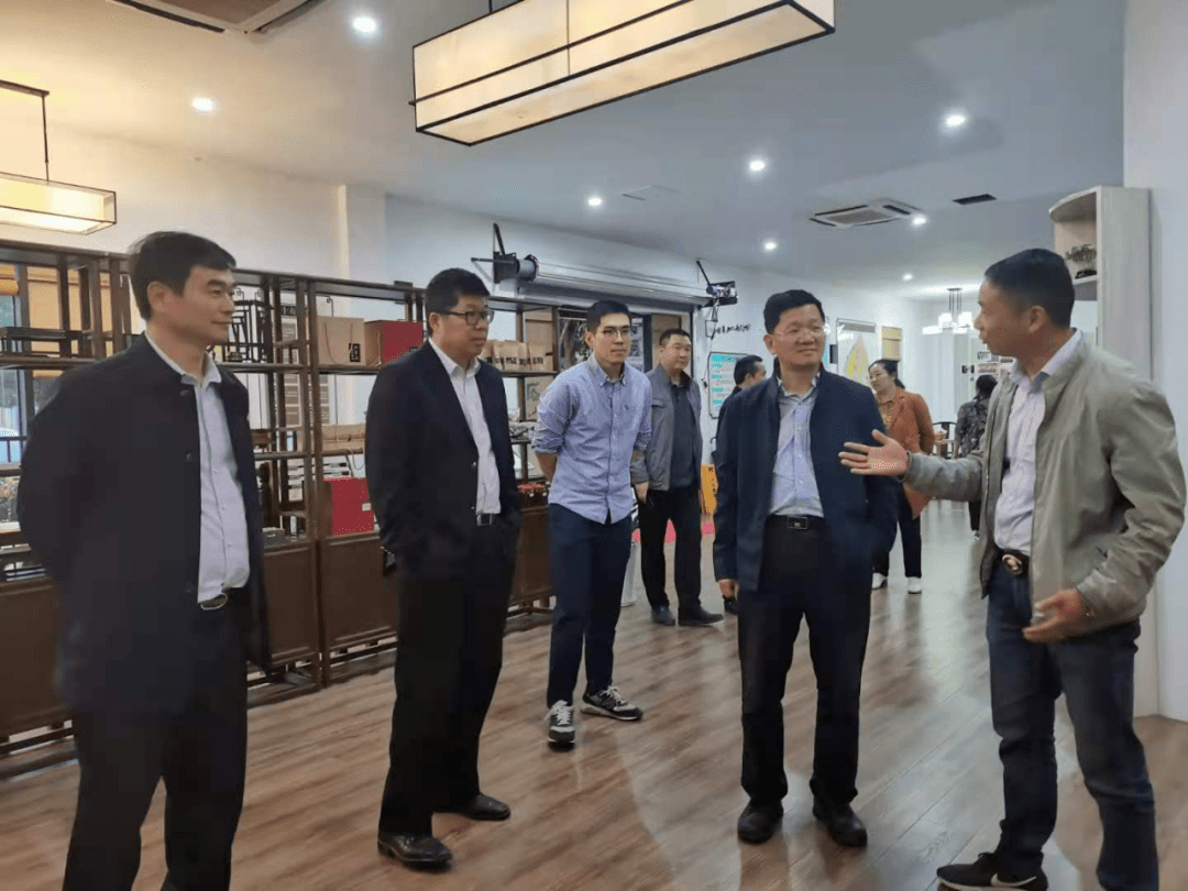 宁波市文化广电旅游局副局长周明力调研龙山镇全域旅游工作