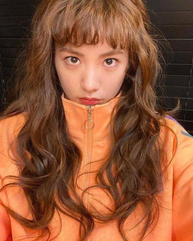 hit|换look啦！今年秋冬发型流行咩造型？BLACKPINK嘅挂耳烫依然咁hit！