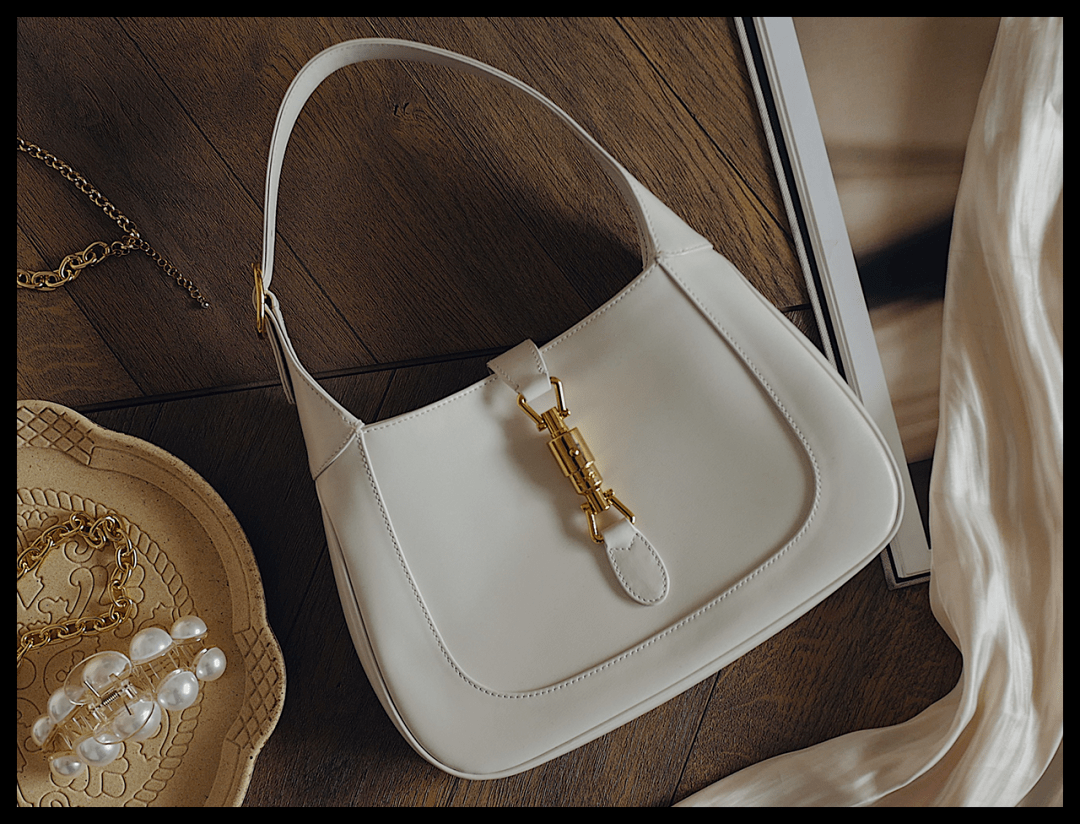 Jackie|70年都不过时的腋下包，全网icon都在背！