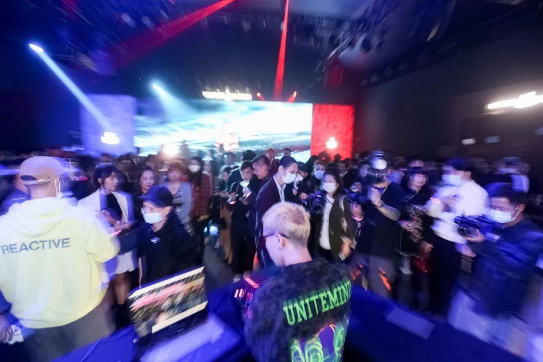 极氪007gt首秀 4c02e0ddb88645c19ba6483eed5262ac.jpeg