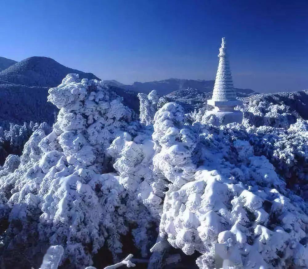 雪凇,雨凇点染整座山这是庐山酝酿这至美冬天的源头白居易眷恋之地