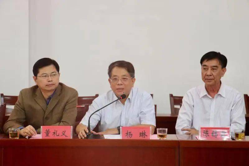 副秘书长,农工党福建省委会专职副主委杨琳带队一行7人到政和县岭腰乡