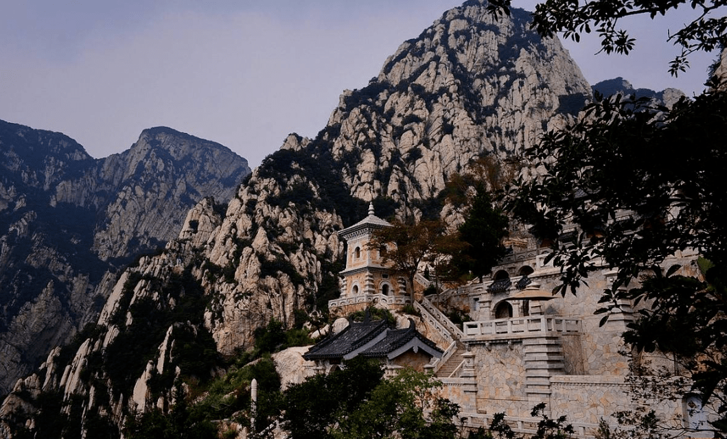 【秘境中原】徒步中岳嵩山-探秘少林寺-造访龙门石窟-问鼎君山-地坑院