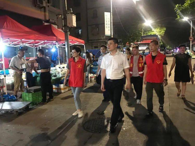 消防人风采瑞安市安阳街道党工委副书记夏小开冲锋在火灾防控一线