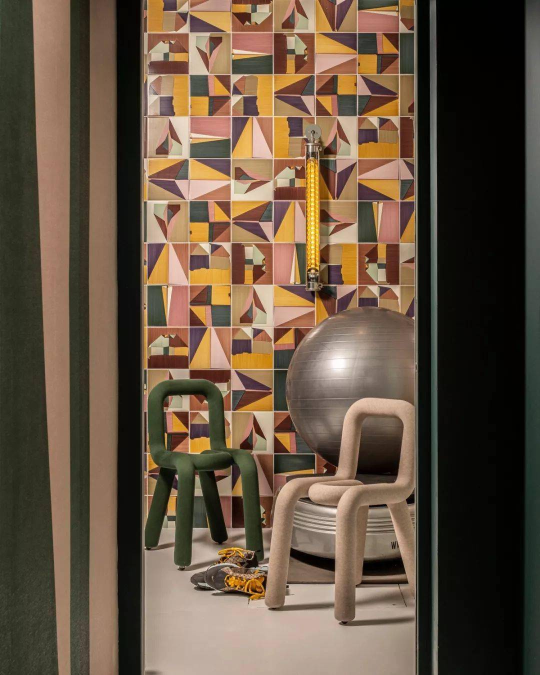 柔和色彩构成 aaa1813ff7e04b65add0e646239b4fc8.jpeg