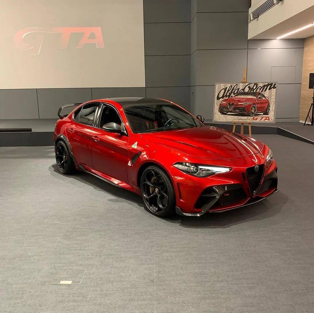 阿尔法罗密欧 giulia gta