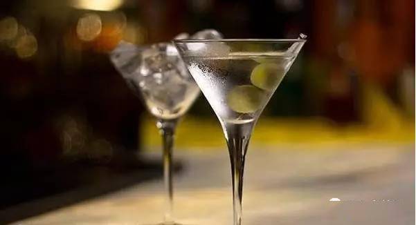 哪些食物里面含酒 356320f03f184d1c82e65c03861a6c99.jpeg