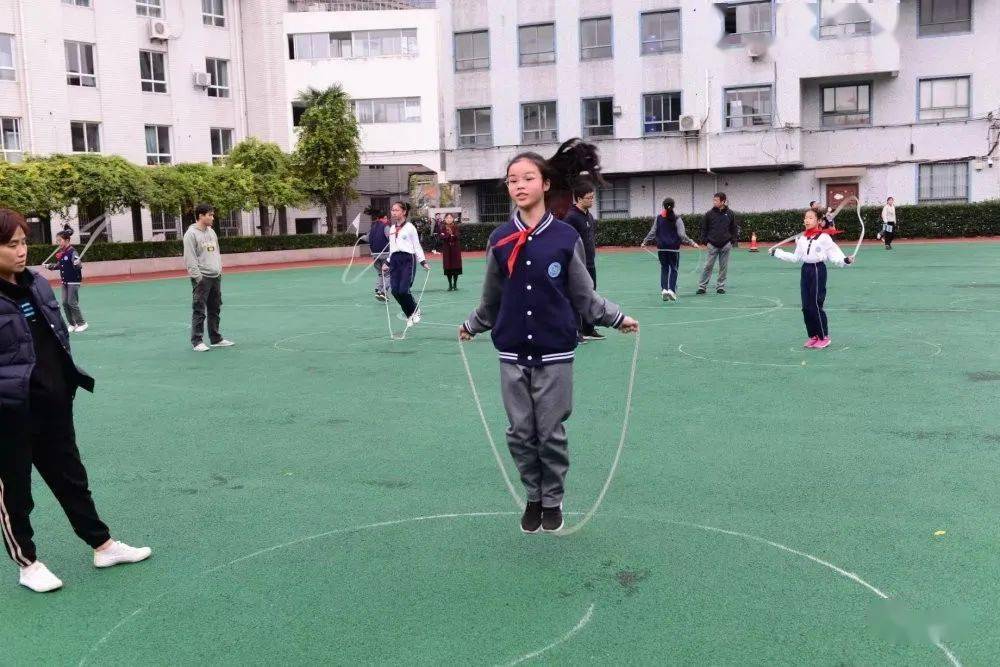 高中综合素质评价身心健康怎么写 (高中综合素质评价自我陈述)