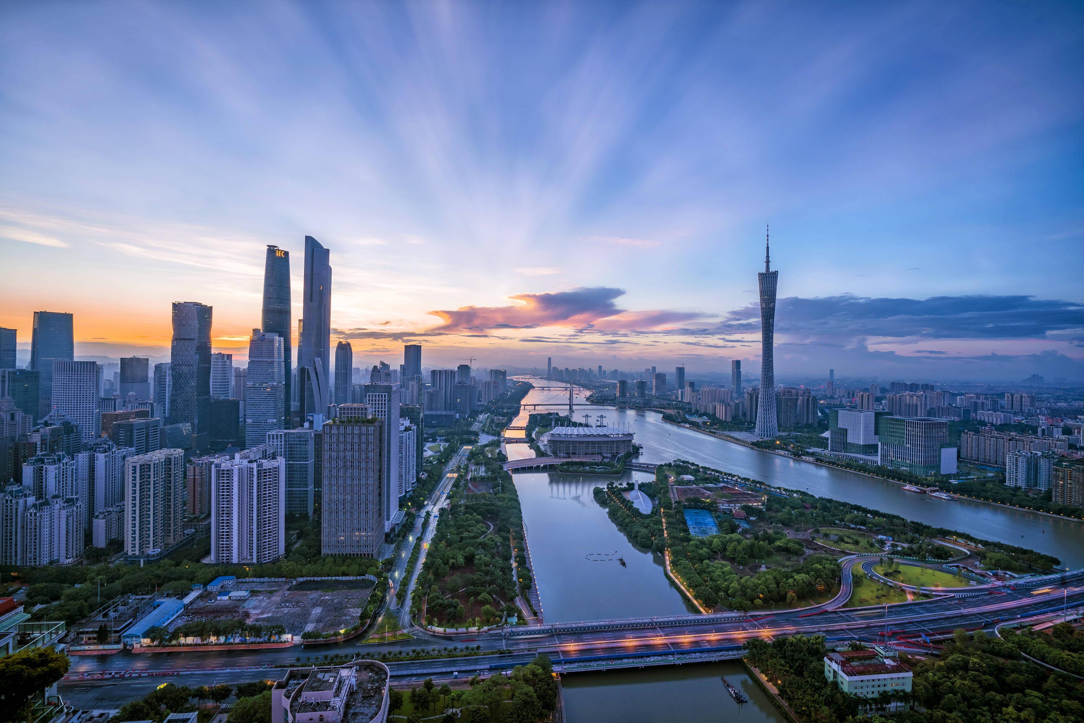 心灵四季美丽中国广州塔清新脱俗的造型一面世便吸引了全世界的眼光