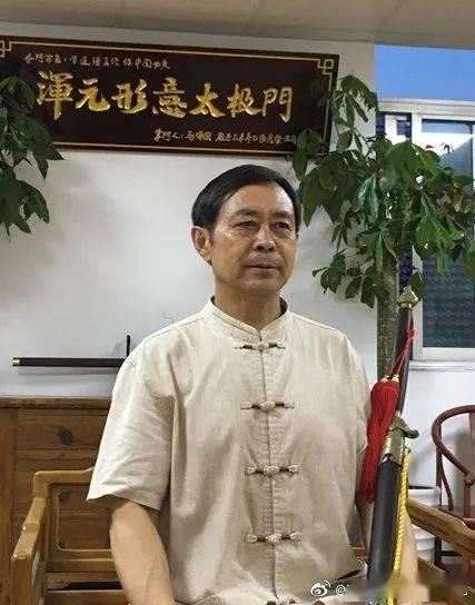 人口年轻_人口普查(3)