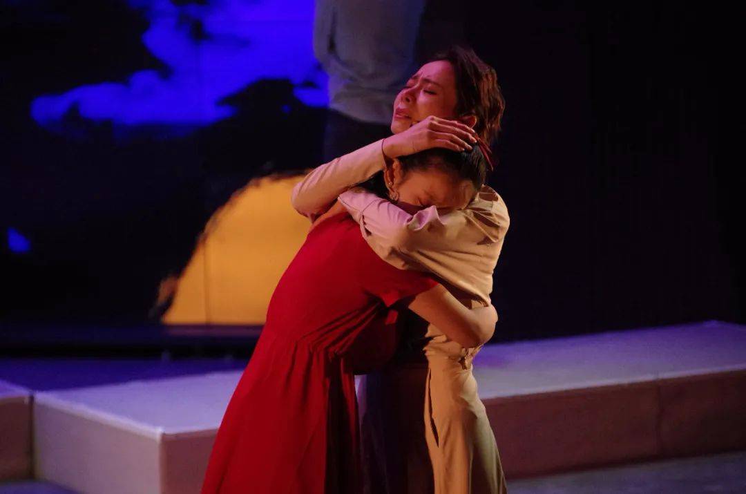 稳稳的幸福原唱没有音乐 072d90300b6749b2b8d6ef8e4115f007.jpeg