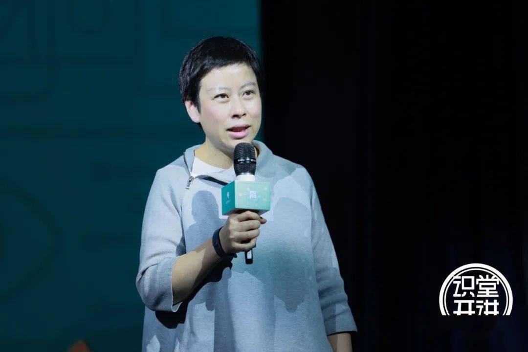 GDP是我女儿_小丑竟是我自己图片(3)