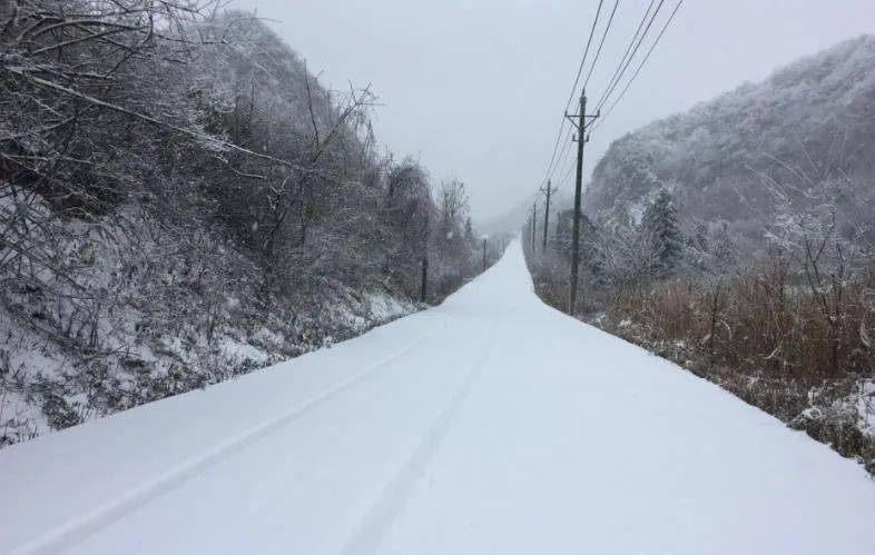 恩施多地下雪,道路结冰黄色预警!马上更冷,州城最低或