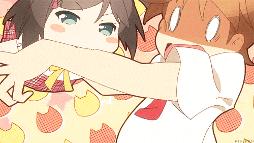 情侣头像 | 你追世界,我追你背影