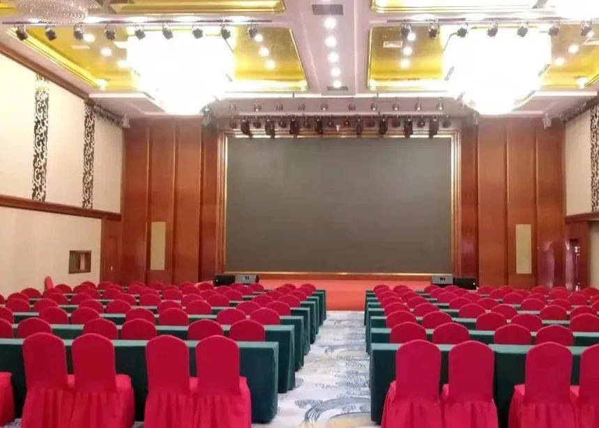 会议中心宴会厅 c5a897dadd0e4a0fa159ce9b2e0a58a4.jpeg