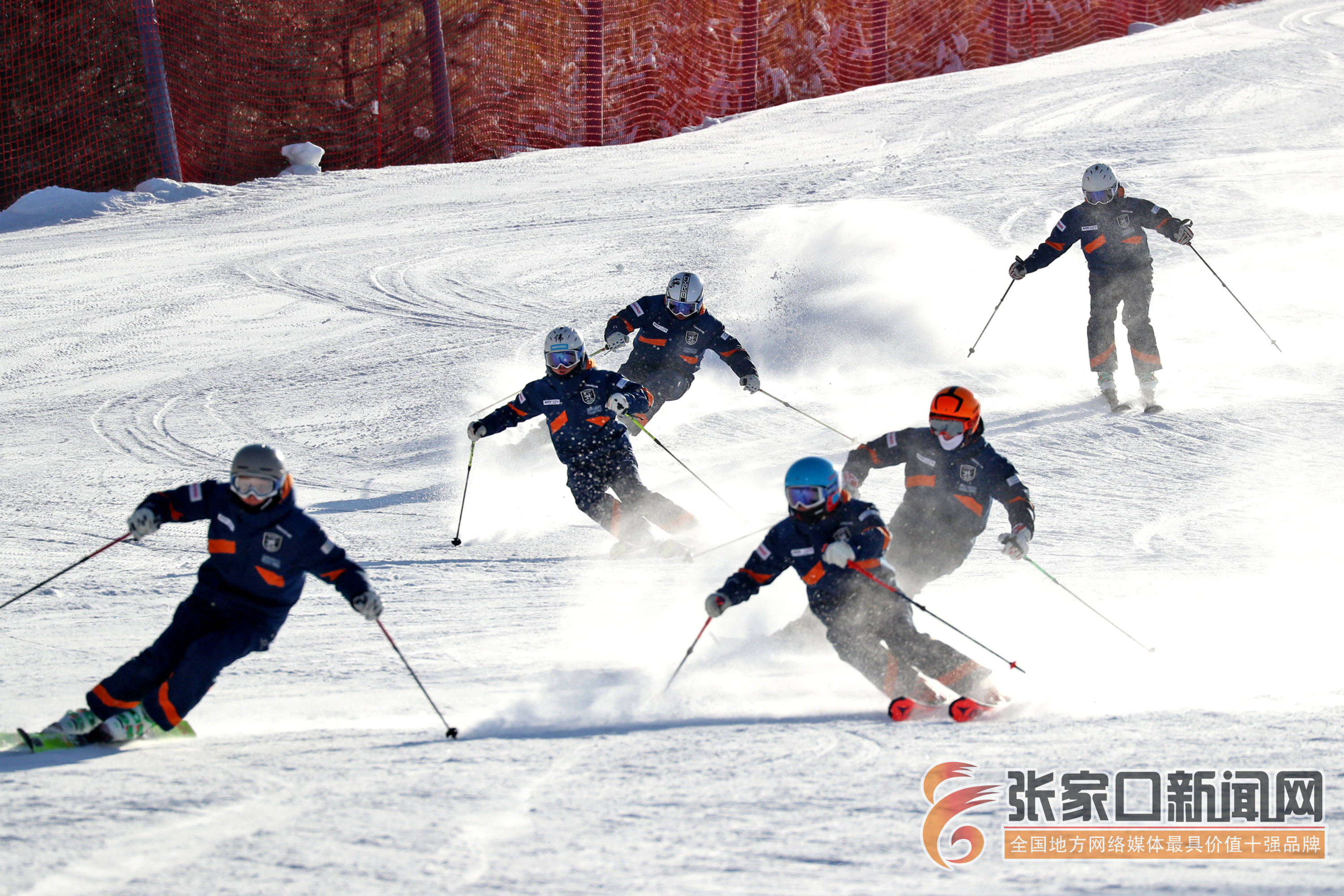 崇礼滑雪衣服怎么搭_崇礼滑雪