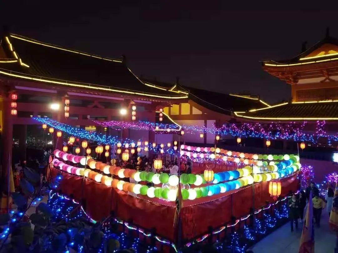容县容州古城景区入选"广西十佳夜游景区",夜景美到让人惊叹