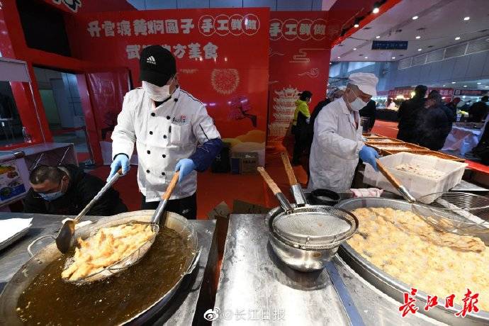 真香，武汉食博会 吸引众多市民来淘货