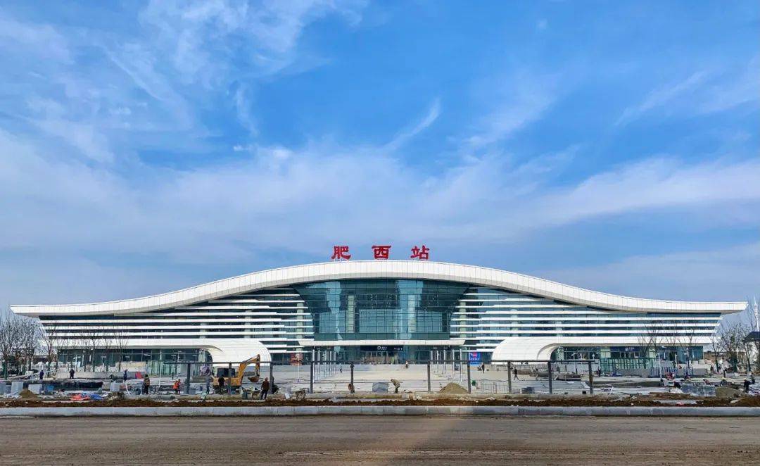 肥西站位于安徽省合肥市肥西县上派镇,为既有车站扩建升级为高铁车站