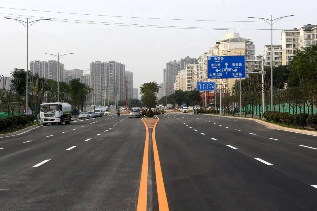 奇怪的姿势又增加了！：乐鱼体育(图91)