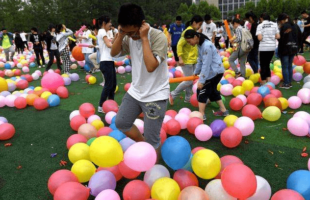 怎么弄长气球 dfdfd9a2ba9f430db5d56ab3d18a7892.png