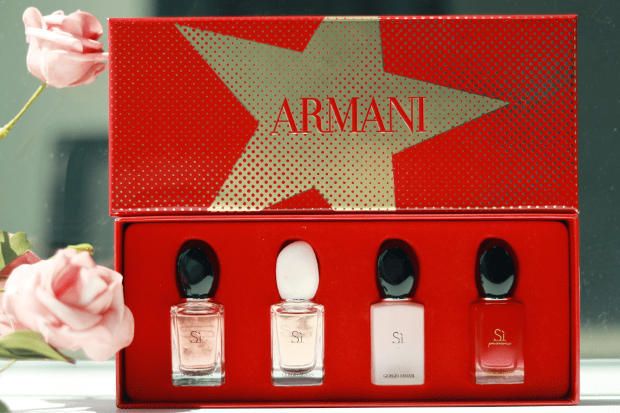 armani 阿玛尼sì挚爱香水礼盒四件套.