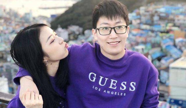 英雄联盟骆歆周淑怡直播双人舞跳出事直播间直接被封