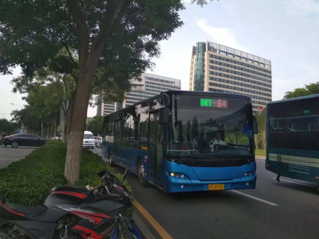 乘心乘意我与济南快速公交的故事brt6号线