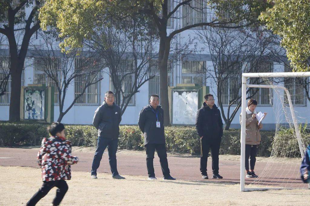 姜堰区素质教育综合督导评估组督导溱潼实验小学工作