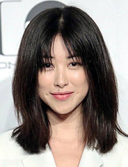 朱珠气质独特,魅力现形了 从头美到脚