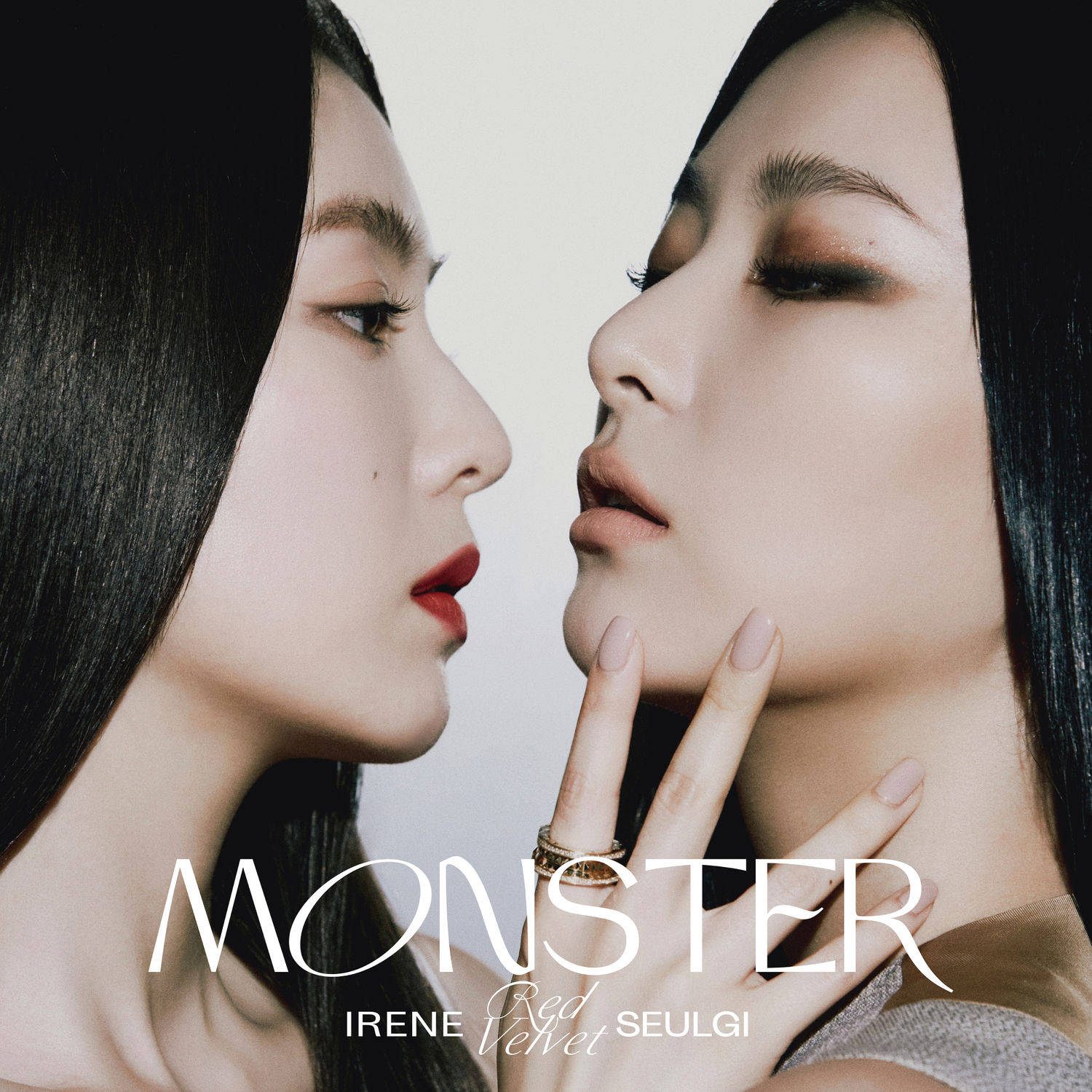 Irene&amp;涩琪《Monster》被Teen Vogue评选为最棒的2