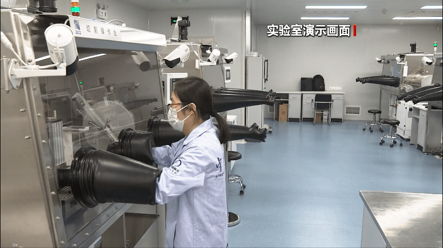 放大镜|曾经，美国赠送我国1克月壤，还拿放大镜放大……