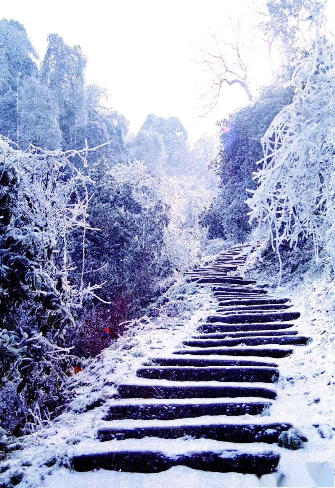 湖南云山秦人古道雪景.