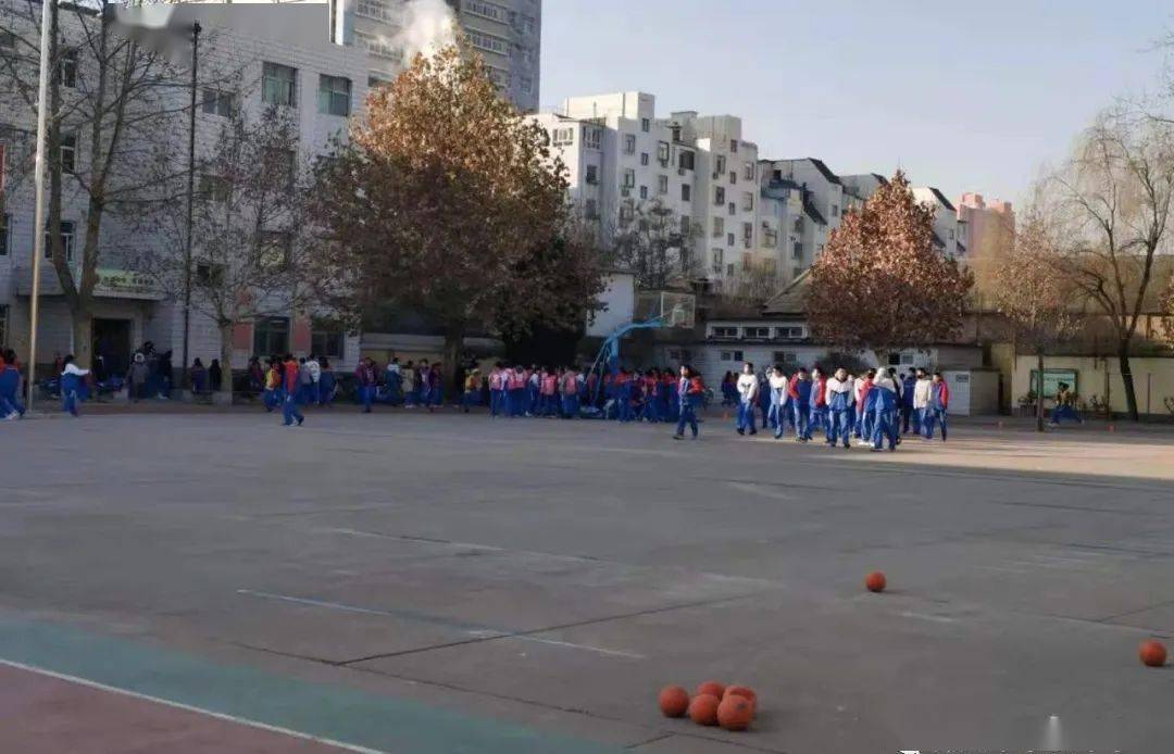 厉兵秣马,小试牛刀 ——保定市乐凯中学九年级体育期末考试暨中考模拟