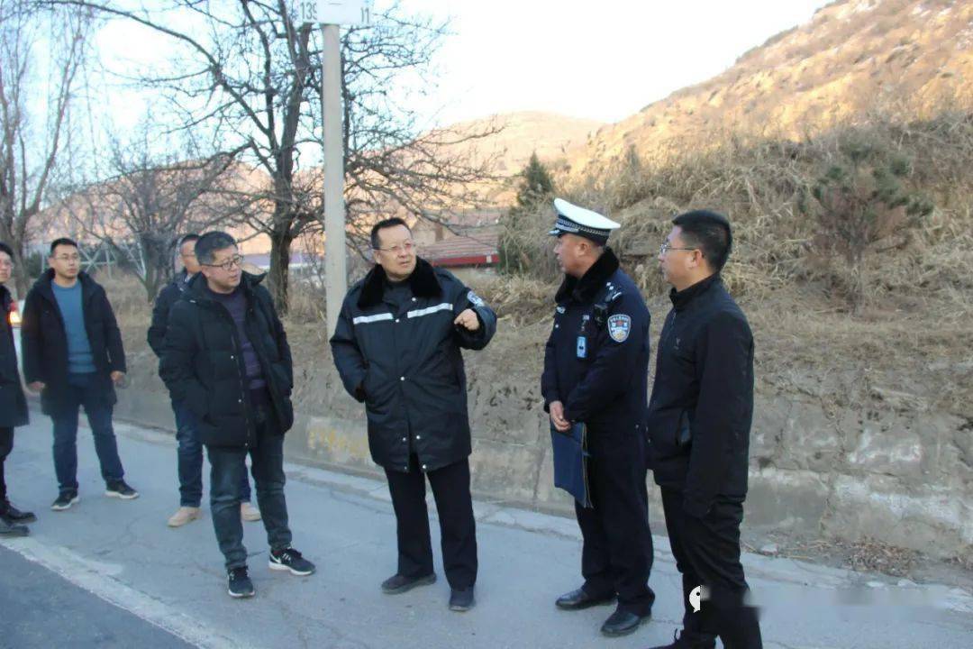 庆阳市交警支队副支队长谈润祥同志督导检查华池县道路交通事故多发