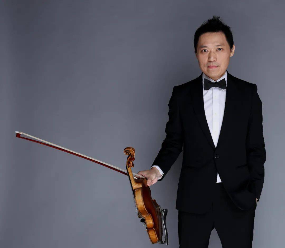 黄蒙拉当代最活跃的小提琴家之一