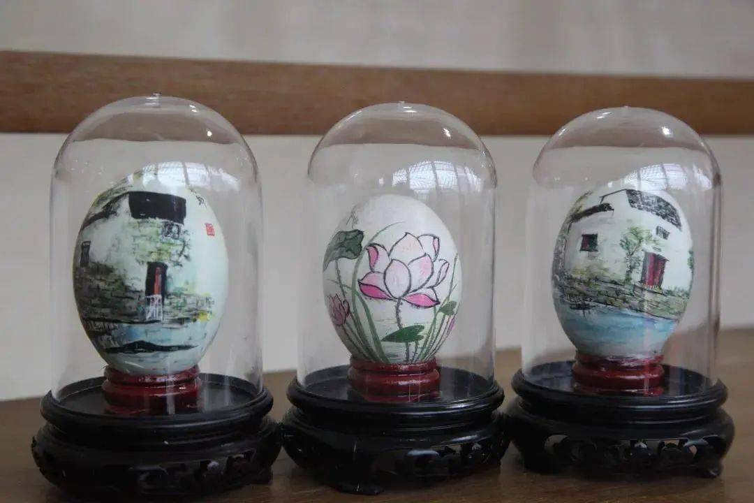 蛋壳上的美好世界,广厦大学留学生画枚"圆蛋"过元旦